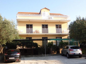 Гостиница Apartments Ivan & Ana  Корчула